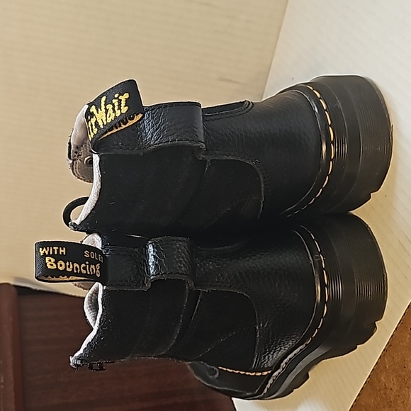 Doc Martens men's size 6 ladies size 7 - Picture 4 of 9